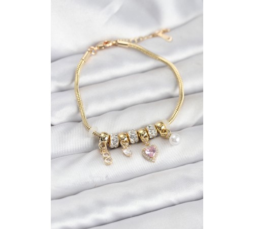 Pirinç Gold Renk Pembe Kalp Charmlı Kadın Bileklik