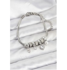 Pirinç Gümüş Renk Kalp Charmlı Kadın Bileklik