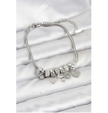 Kelebek Charmlı Gümüş Renk Kadın Bileklik