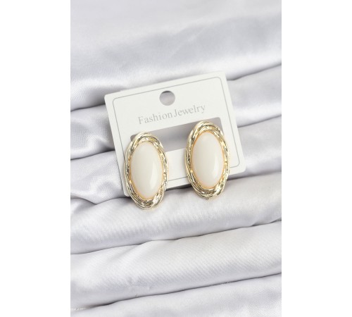 Beyaz Badem Model Vintage Kadın Küpe