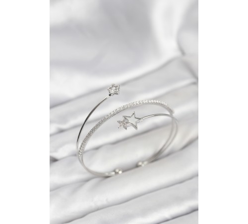 Yıldızlı Model Pirinç Gümüş Renk Kadın Bileklik