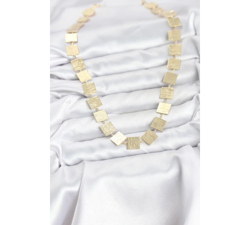 Kare Plaka Model Gold Renk Kadın Kolye