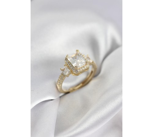 Gold Renk Kare Baget Zirkon Taşlı Tek Taş Model Kadın Yüzük