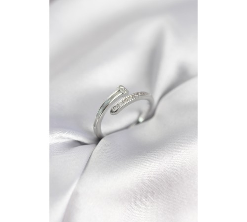 Zirkon Taşlı Gümüş Renk Yassı Çivi Model Kadın Yüzük