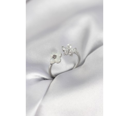 Gümüş Renk Sedefli Çiçek Model Kadın Yüzük