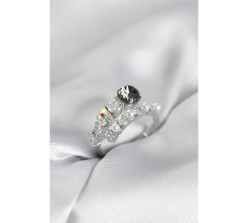 Gümüş Renk Pirinç Zirkon Taşlı İncili Kadın Yüzük