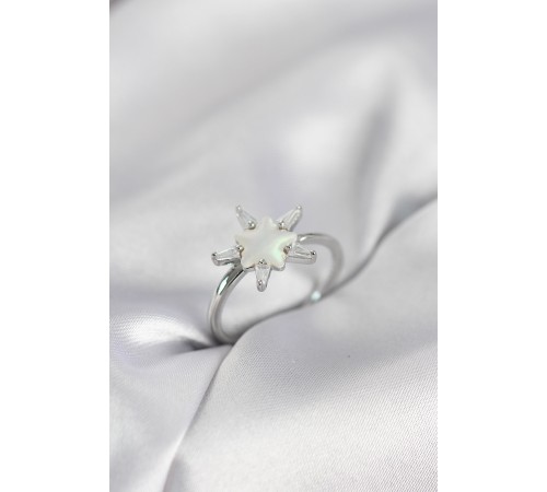 Gümüş Renk Yıldız Model Sedefli Zirkon Taşlı Kadın Yüzük