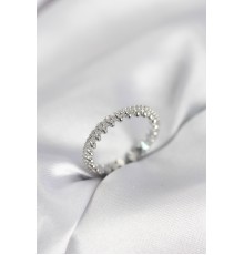 Gümüş Renk Sıralı Zirkon Taşlı Model Kadın Yüzük