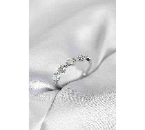 Gümüş Renk Minimal Kalp Model Zirkon Taşlı Pirinç Kadın Yüzük