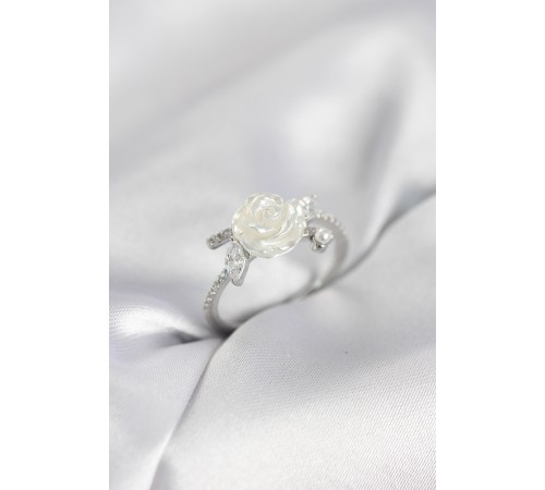 Gümüş Renk Gül Model Zirkon Taşlı Kadın Yüzük