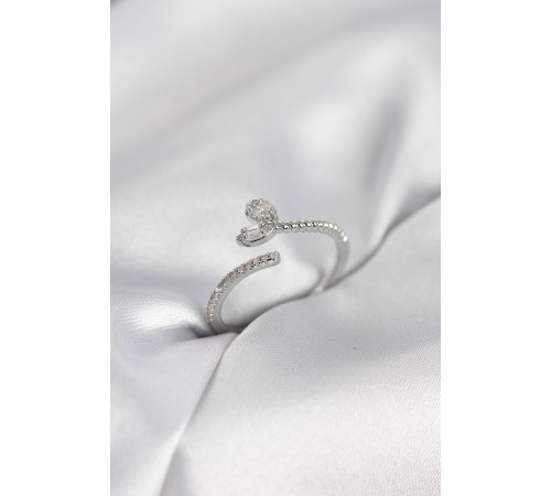 Gümüş Renk Pirinç Kuyruklu Kalp Model Kadın Yüzük