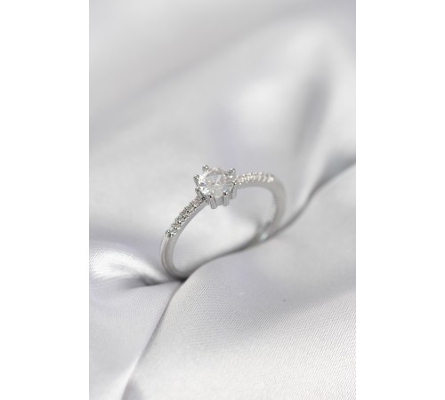 Tek Taş Model Gümüş Renk Zirkon Taşlı Kadın Yüzük