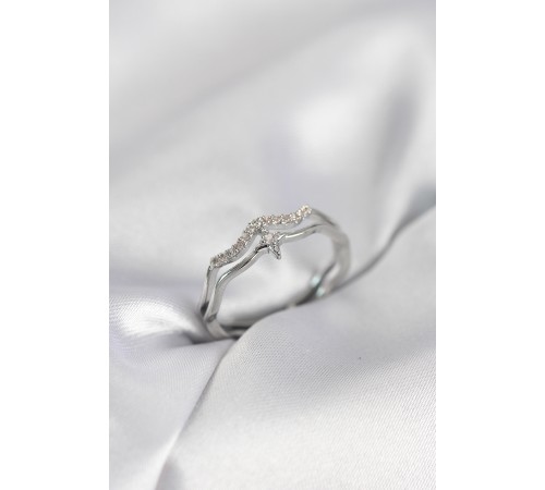 Minimal Yıldız Model Gümüş Renk Zirkon Taşlı Kadın Yüzük