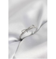 Fiyonk Model Zirkon Taşlı Gümüş Renk Kadın Yüzük