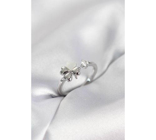 Gümüş Renk Yonca Model Sedefli Kadın Yüzük