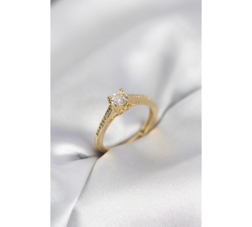 Tek Taş Gold Renk Zirkon Taşlı Model Kadın Yüzük