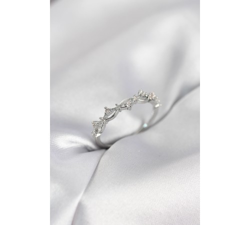 Zirkon Taşlı Pirinç Gümüş Renk Kadın Yüzük