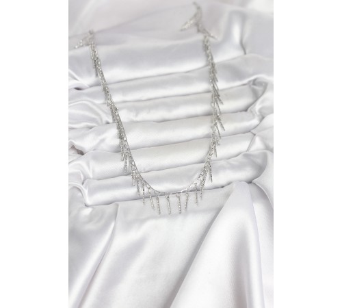 Pirinç Gümüş Renk Saçaklı Model Kadın Kolye