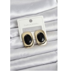 Siyah Renk Kare Model Vintage Kadın Küpe