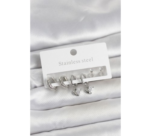 316L Çelik Gümüş Renk Kalp Detaylı Kadın Küpe Seti