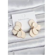 Krem Mineli Lotus Model Pirinç Kadın Küpe