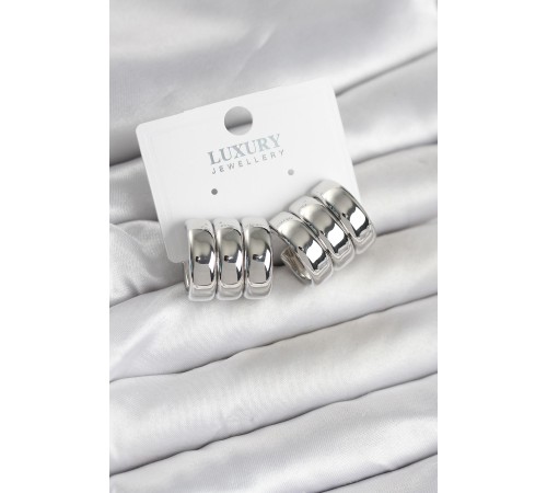 Pirinç Gümüş Renk Üçlü Görünüm Kadın Küpe