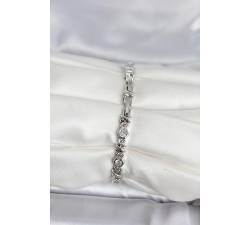 Pirinç Gümüş Renk Petek Model Zirkon Taşlı Kadın Bileklik