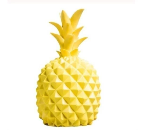 Ananas Şeklinde Desenli Büyük Boy Pilli Masa ve Gece Lambası Ananas Şeklinde Desenli Büyük Boy Pilli Masa ve Gece Lambası