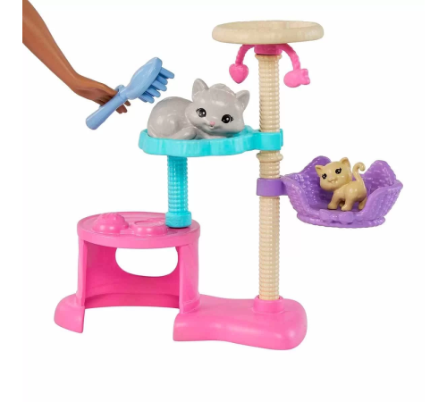 Barbie ve Yavru Kedileri Oyun Seti HHB70