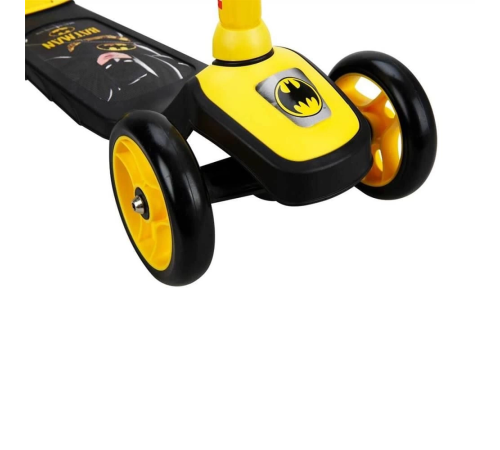 Batman 3 Tekerlekli Twistable Scooter