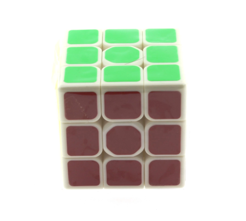 Beyaz Zemin Üzeri Renkli Zeka Küpü 3X3X3-5,5 cm Beyaz Zemin Üzeri Renkli Zeka Küpü 3X3X3-5,5 cm