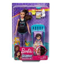 FHY97 Barbie Bebek Bakıcısı Bebeği ve Aksesuarları Oyun Seti