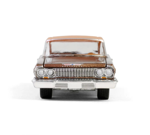 Greenlight 1/64 California Lowriders Series 6- 1963 Chevrolet Impala SS Convertible Top Up Greenlight 1/64 California Lowriders Series 6- 1963 Chevrolet Impala SS Convertible Top Up