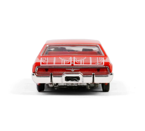Greenlight 1/64 California Lowriders Series 6- 1973 Ford Thunderbird Greenlight 1/64 California Lowriders Series 6- 1973 Ford Thunderbird
