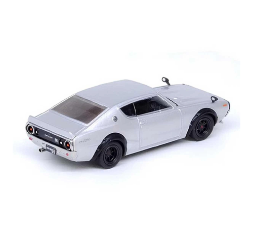 Inno 1:64 Nissan Skyline Silver 200 GT-R
