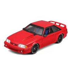 Maisto 1/24 1993 Ford Mustang SVT Cobra 32549