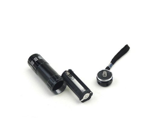 9 LEDLİ PİLLİ EL FENERİ