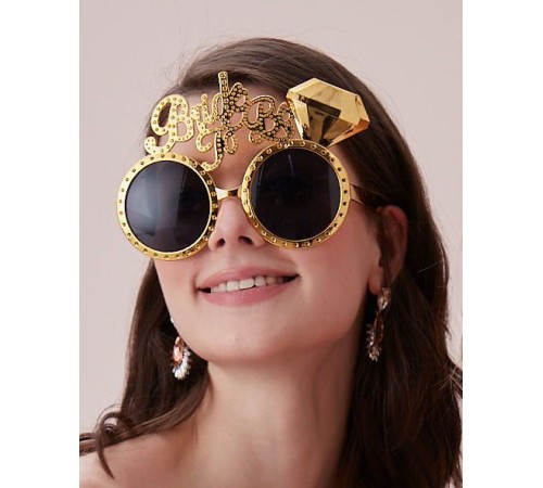 Altın Renk Bride To Be Yazılı Gelin Gözlüğü 15x10 cm