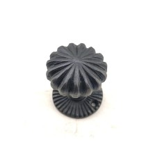 Antika Tarz Dekoratif Pirinç Açarlı Kapı Babası - 50mm, Oksit