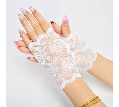 Beyaz Dantel Parmaksız Kısa Eldiven