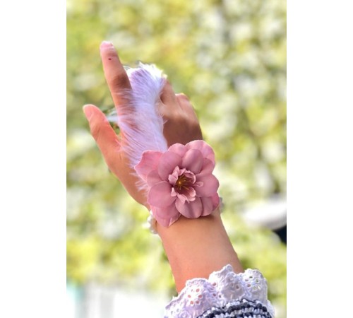 Bride to be Nedime Gelin Bilekliği Tüy ve İnci Boncuk Detaylı Pembe Renkli Bekarlığa Veda Partisi Bilekliği 10 Adet