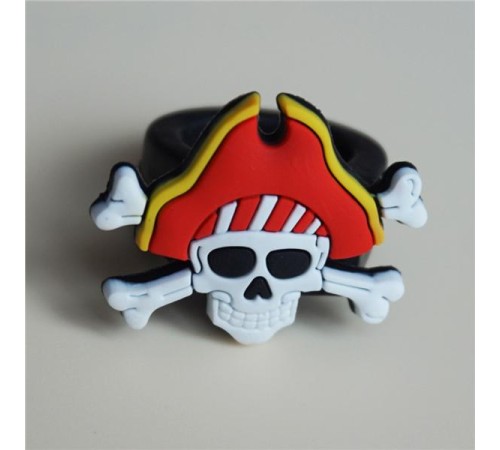 Kırmızı Renk Şapkalı Çocuk Uyumlu Plastik Korsan Yüzüğü