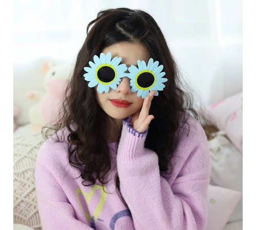 Mavi Renk Papatya Şekilli Parti Gözlüğü 18x10 cm