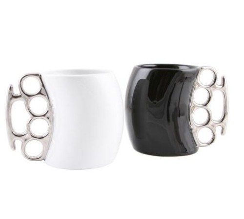 Muşta Tutacaklı Kupa Bardak