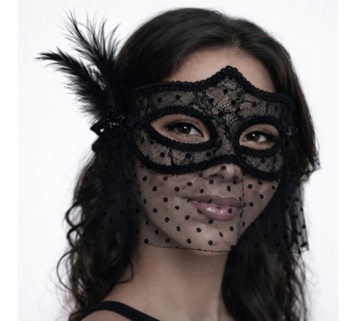 Siyah Dantel Tüllü Peçeli Parti Maskesi - Tüylü İnci Detaylı