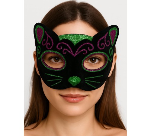 Siyah Kadife Kaplama Üzeri Pembe Yeşil Sim İşlemeli Kedi Maskesi 20x13 cm