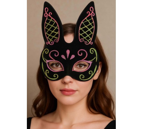 Siyah Renk Pembe Gold Simli Siyah Süet Kaplama Tavşan Maskesi 18x16 cm