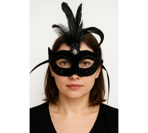 Siyah Renk Tüylü Siyah Süet Kaplama Parti Balo Maskesi 20X16 cm