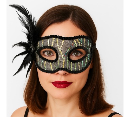 Siyah Renk Yandan Tüylü Pul Payet İşlemeli Parti Maskesi 23x12 cm