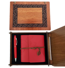 Ahşap Kutulu Kırmızı Deri Defter Ve Metal Kalem Set